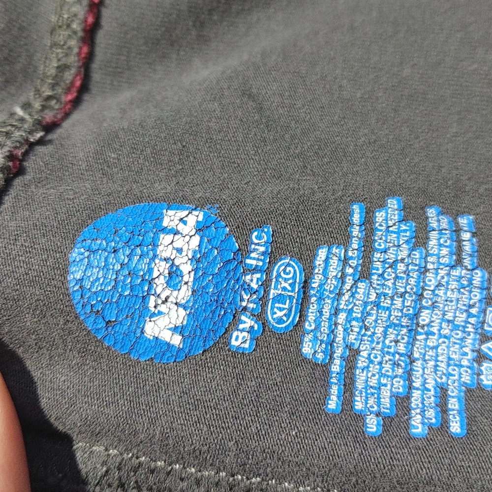 NCAA Razorback Capri Pant - Picture 3 of 6